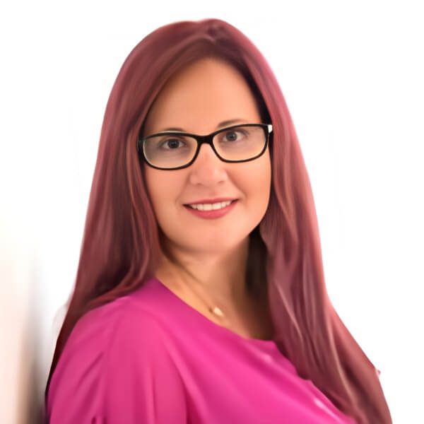 Picture of Natasa Oliveira. Overnight Specialist and Co-founder of The Fairy Godmothers and Cradira.